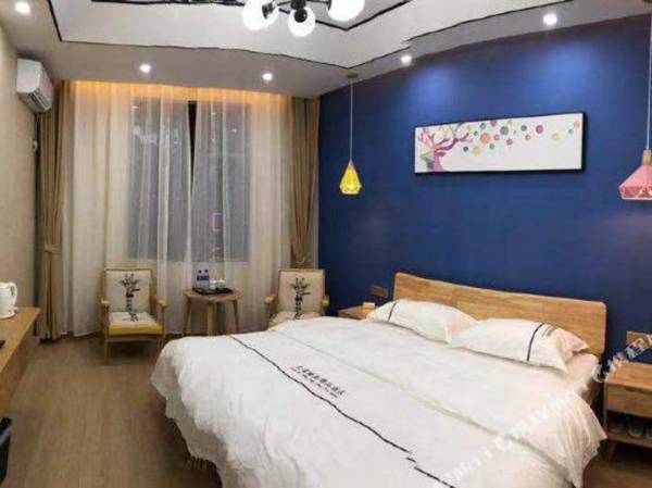 Tianfu Tenglong Business Hotel