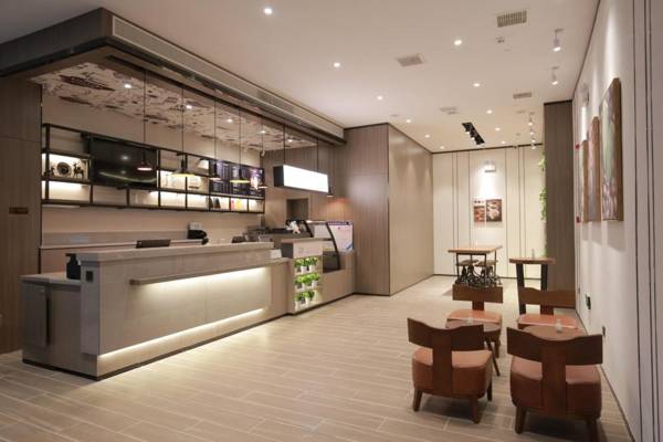 Hanting Hotel Funan Tianzhu Square