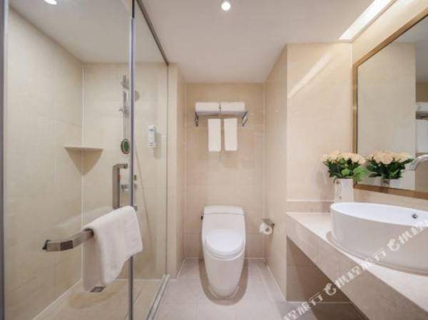 Vienna Hotel (Fuyang Chengnan New District)