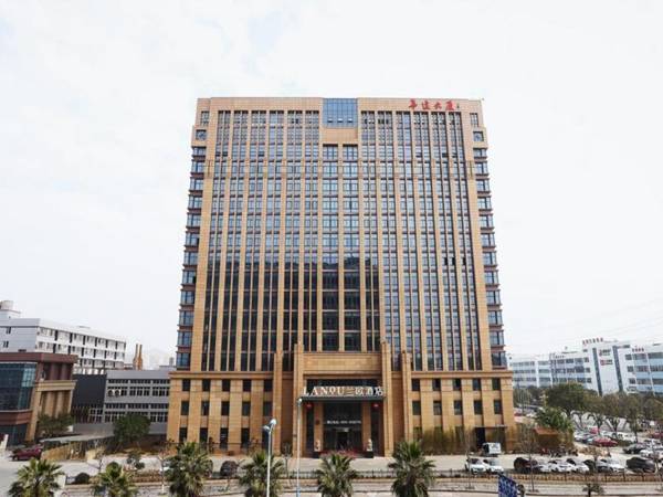 LANOU Hotel Zhejiang Taizhou Yuhuan Nanpu Road Wanda Plaza