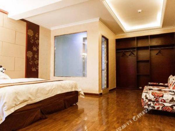 E Mei Shan Lei Dong Ping Shan Zhuang