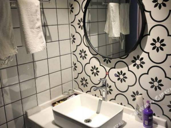 E Mei Shan Ji Xiang Hotel