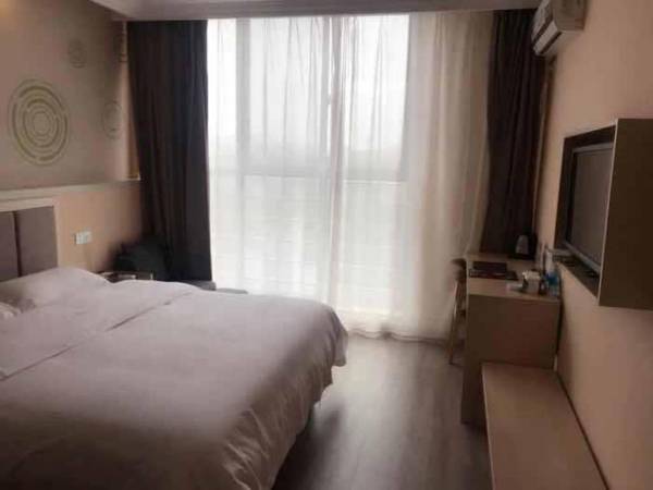 GreenTree Inn Jiangsu Taizhou The First Department Shopping Center Express Hotel