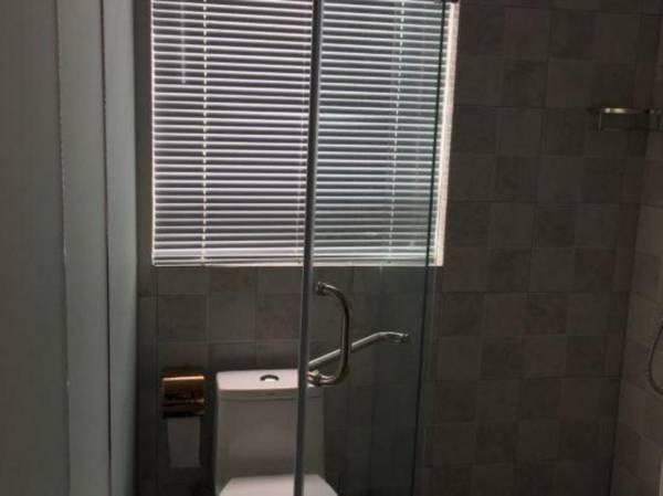 Jingjiang Zhuoya Hotel