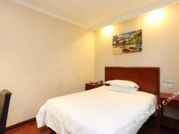 GreenTree Inn JiangSu TaiZhou YingChun W) Road Walking Street Express Hotel