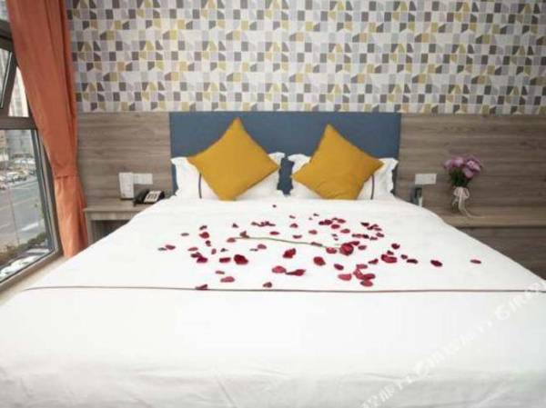 Xiangjiang Holiday Hotel