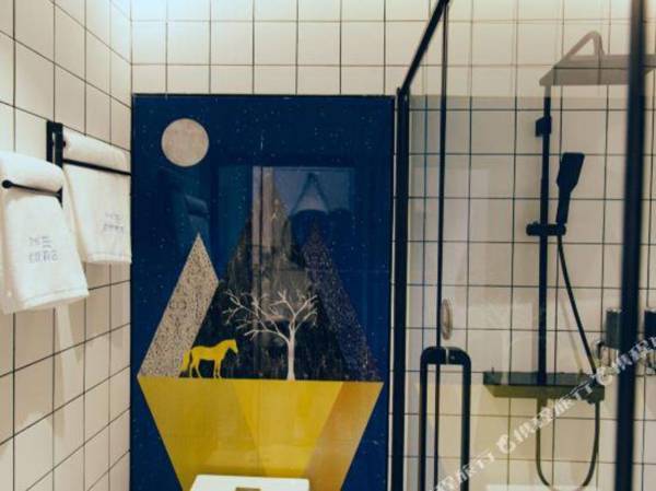 QuanCheng Preferred Hotel (Handan railway station store)