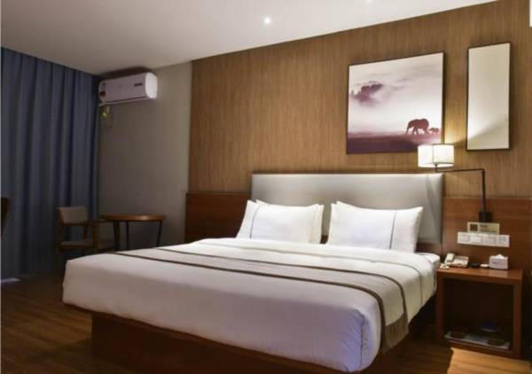 Jtour Inn Xianning Chongyang Taoxi Avenue