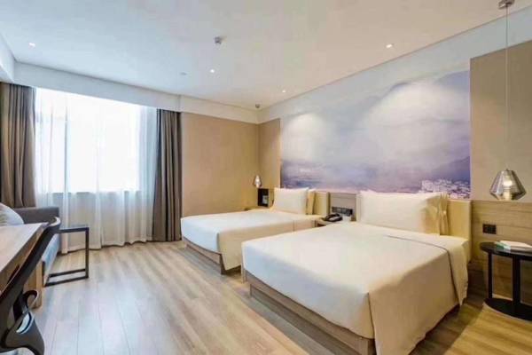 Atour Hotel Shangrao Central Square