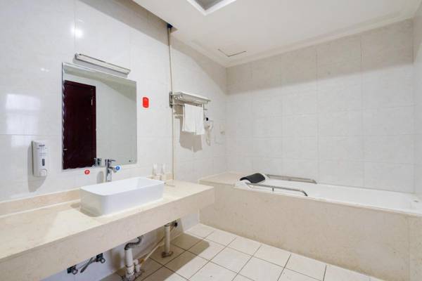 Elan Inn Yan'An Railway Station