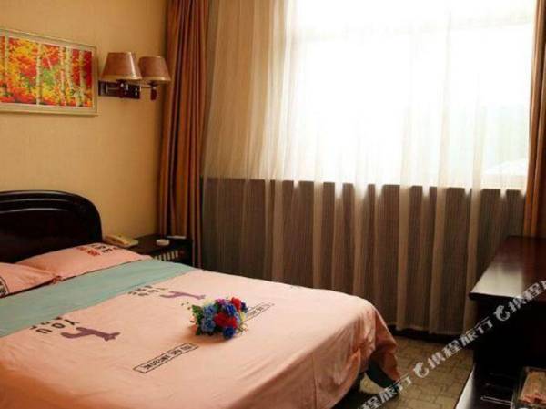 Linfen Shennong Hotel