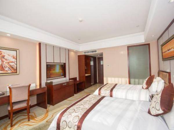 Earth Sunshine Hotel