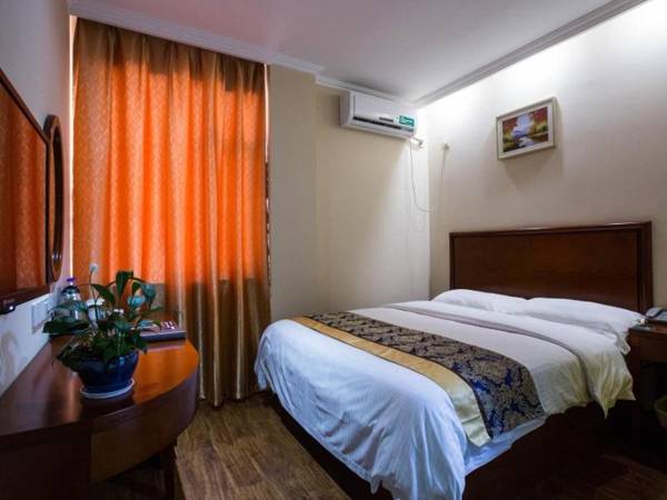 GreenTree Inn Jiangsu Suzhou Yangchenghu International Crab City Qianshuiwan Express Hotel