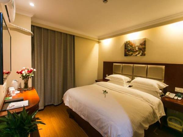 GreenTree Inn JiangSu Guanqian Street Leqiao Metro Station Shell Hotel
