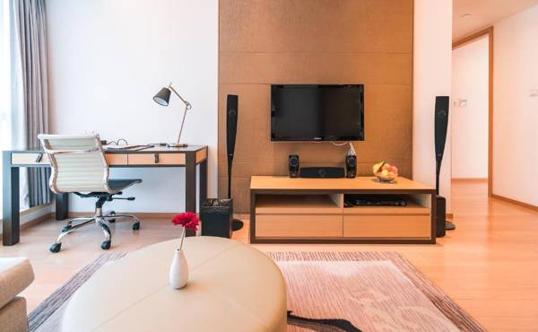 Workspace - The Pushi Global 188 Serviced Apartment