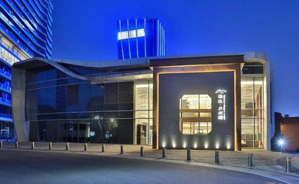 Elegant Suzhou Bay Hotel