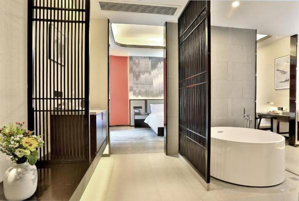 Elegant Suzhou Bay Hotel