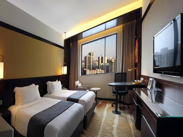 Workspace - BaoHua Harbour View Hotel