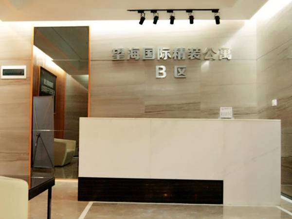 Hip-Hop Hotel Apartment