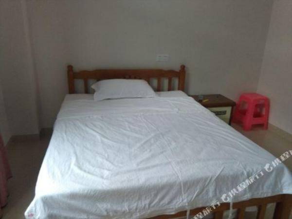 Luan Sheng Jie Mei Lu Guan (Hai Kou Mei Lan Ji Chang Dian )