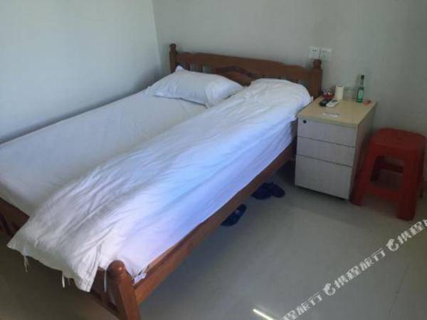 Luan Sheng Jie Mei Lu Guan (Hai Kou Mei Lan Ji Chang Dian )