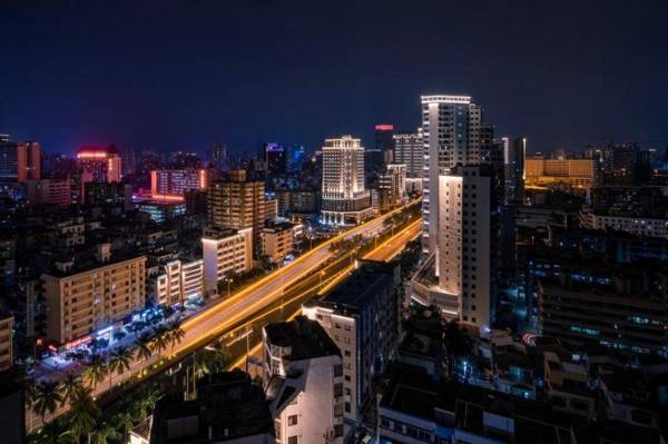 Hainan Huaming Select Hotel