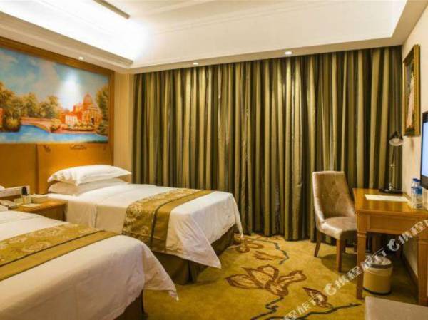 Vienna Hotel (Huangguoshu Watefall in Anshun Guizhou )