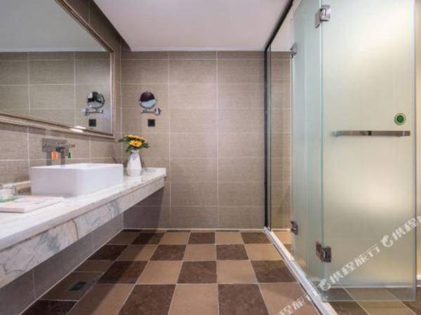 Wei Ye Na Zhi Hao Jiu Dian (Luo Yang Kai Yuan Da Dao Dian )