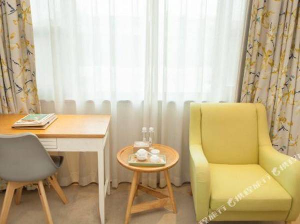 Luo Yang Man Jing Da Jiu Dian Luo Yi Gu Cheng Dian