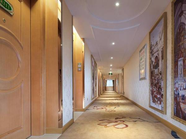 Vienna Hotel Kunming Beijing Road Chuanxin Gulou Metro Station