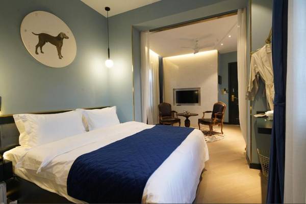 Moon and Chalice Boutique Hotel