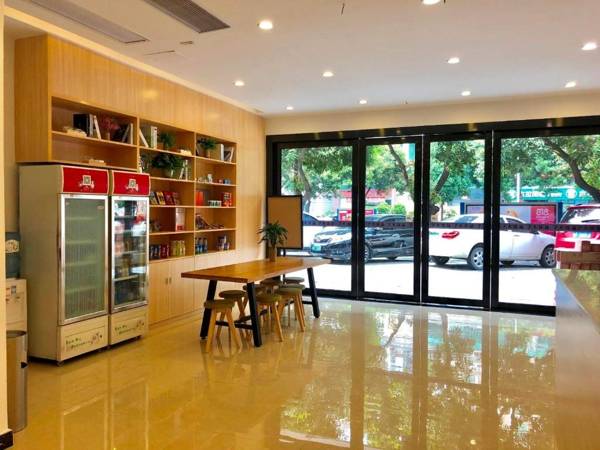 7Days Premium Dongguan Dongcheng Subway Station