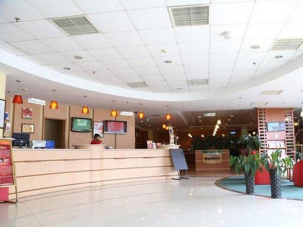 ibis Zhongshan Huangpu