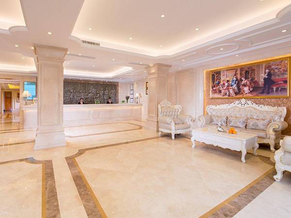 Vienna Hotel Zhongshan Bus Station