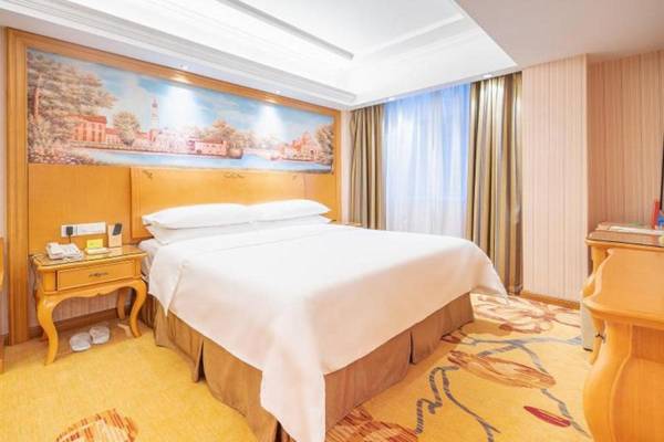 Vienna Hotel Guangdong Zhongshan Tanzhou