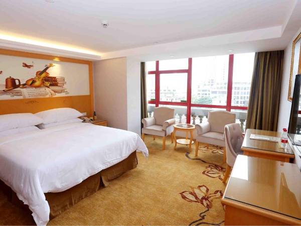 Vienna Hotel Zhongshan West District
