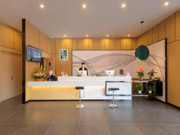 UP AND IN Hotel Guangdong Zhongshan Dongfeng Town Fengxiang Avenue