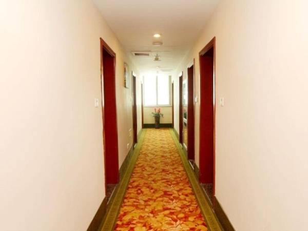 GreenTree Inn Jinhua Railway Station Express Hotel