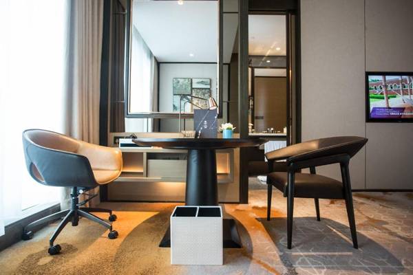 Workspace - Meixi Lake Hotel a Luxury Collection Hotel Changsha