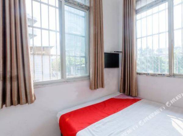 OYO Changsha Star Hotel (Nanmen Branch)