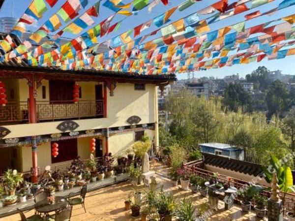 Fanya Business Hotel