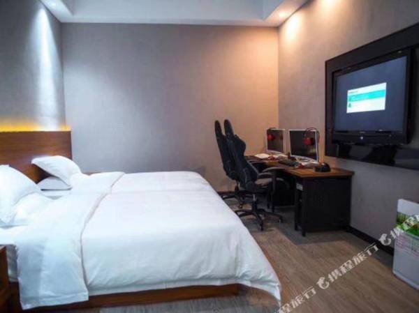Workspace - Chaohui Esport Hotel