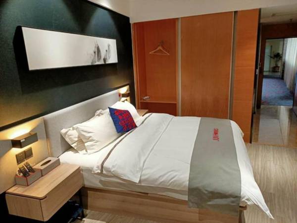 Jun Hotel Hubei Shiyan Zhuxi Lugu Central City