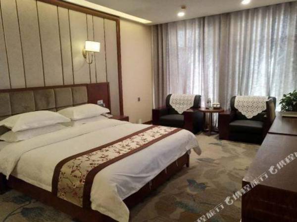 Tian Run Jin Zuo Hotel