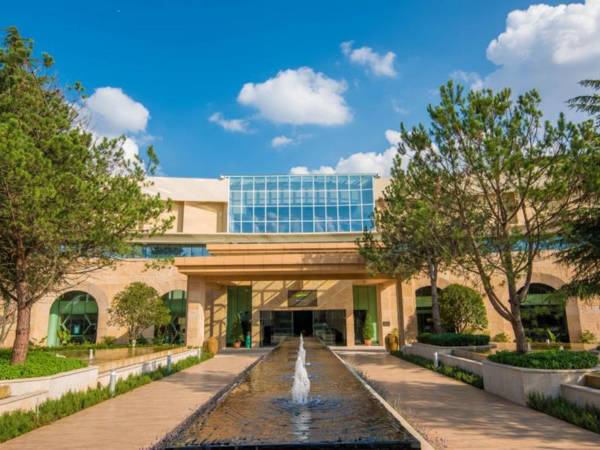 Spring City Golf And Lake Resort