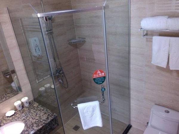 GreenTree Inn Jiangsu Yancheng Vehicle Administrative office Test Center Express Hotel