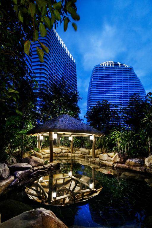 Howard Johnson Sandalwoods Hot Spring Resort Huizhou