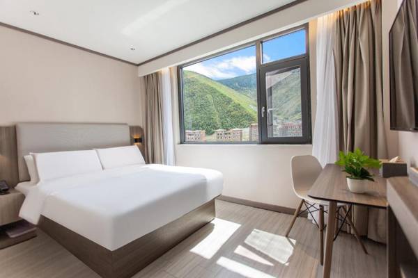 Hanting Hotel Kangding Xinduqiao