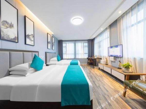 Elegant business hotel