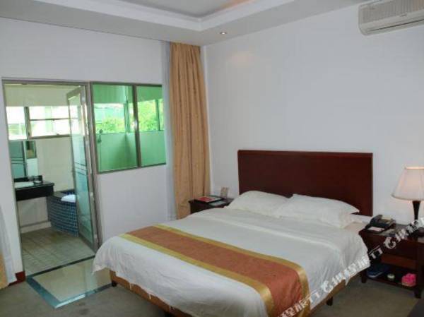 Dragon Bay Natural Hot Spring Resort